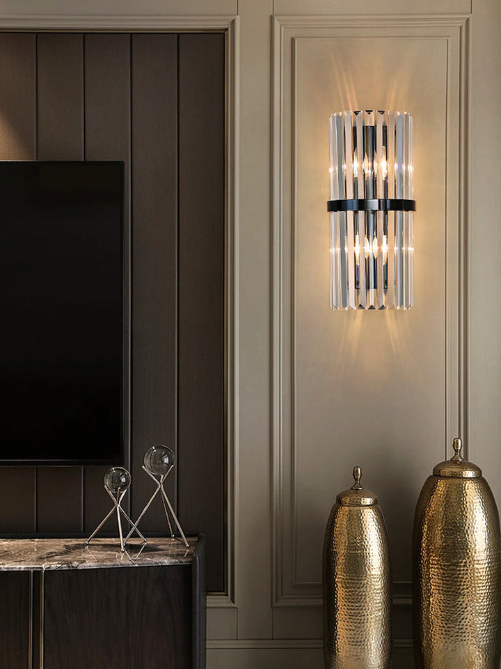 Skanto | GoldenGleam – Elegant Gullvegglampe med Varme Glød