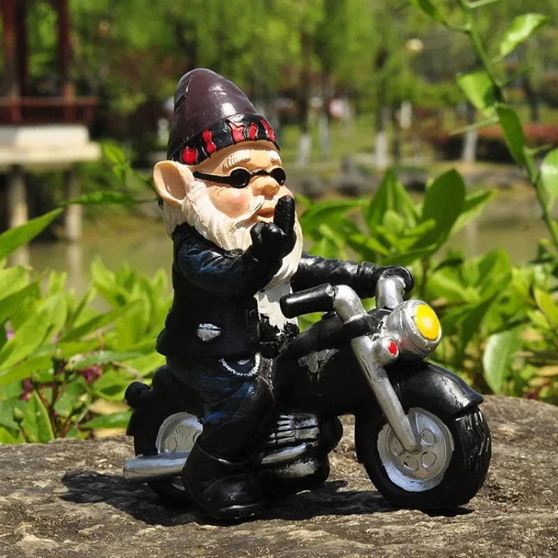 Skanto | Gnome på motorsykkel resinfigur for hage