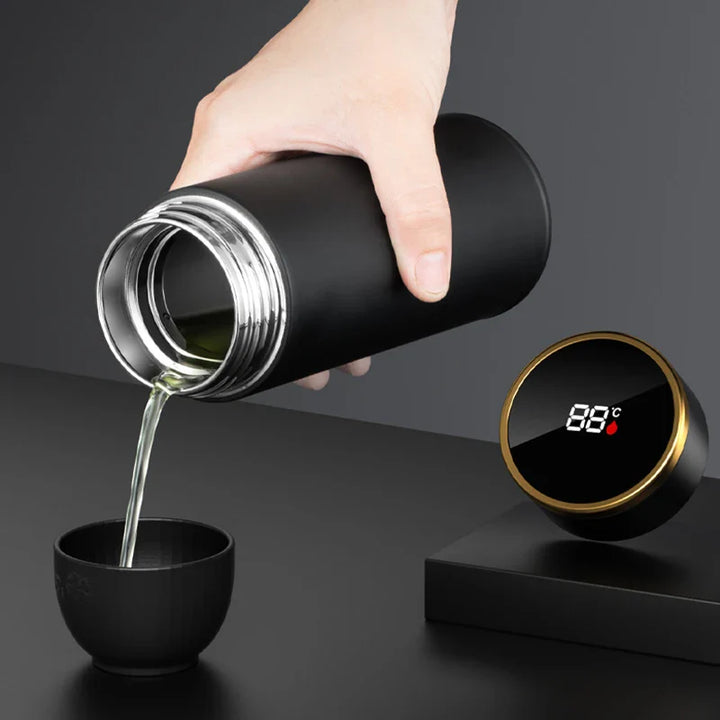 Skanto | ThermoBrew | Isolert flaske med LED temperaturskjerm og tefilter | 450 ml | Rustfritt stål 304 | Svart