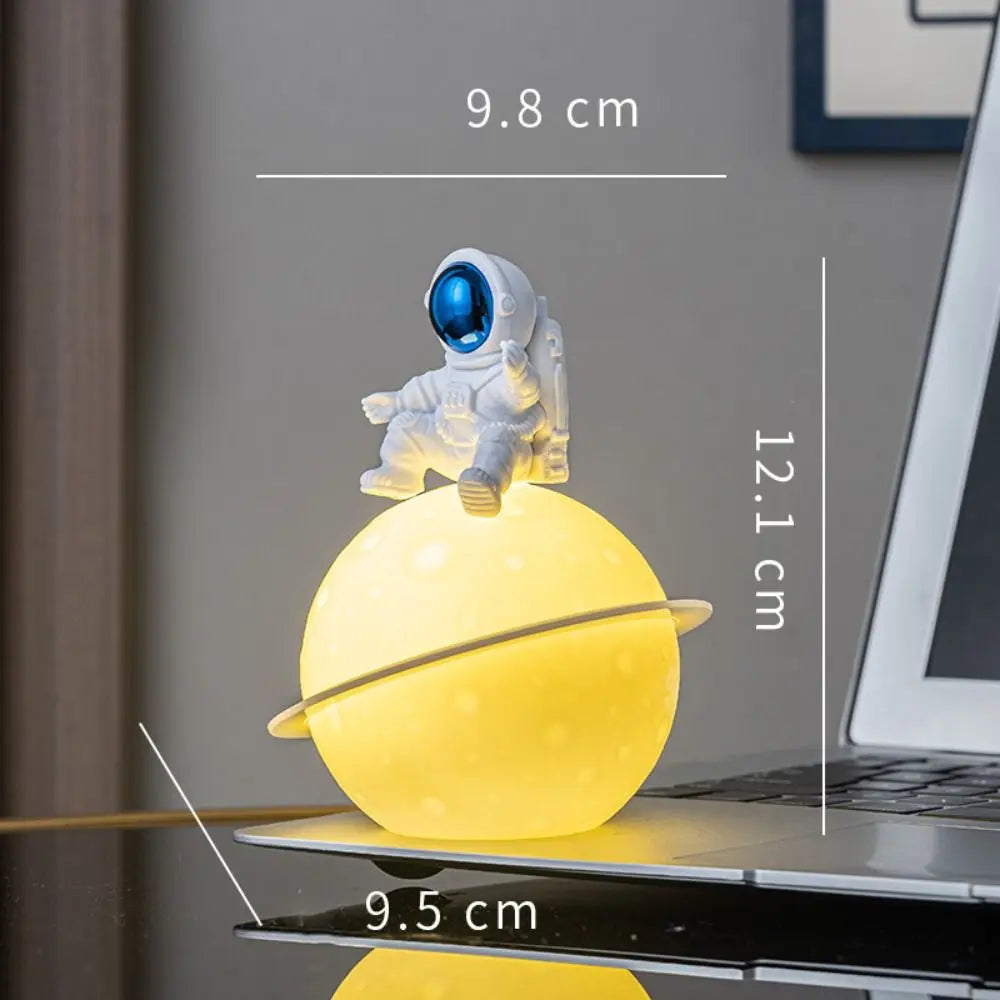 Kosmisk LED Skrivebordslampe