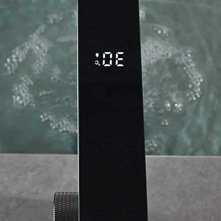 Skanto | LED Kran med Digital Temperaturskjerm og Varme-Kald Blanding Funksjon