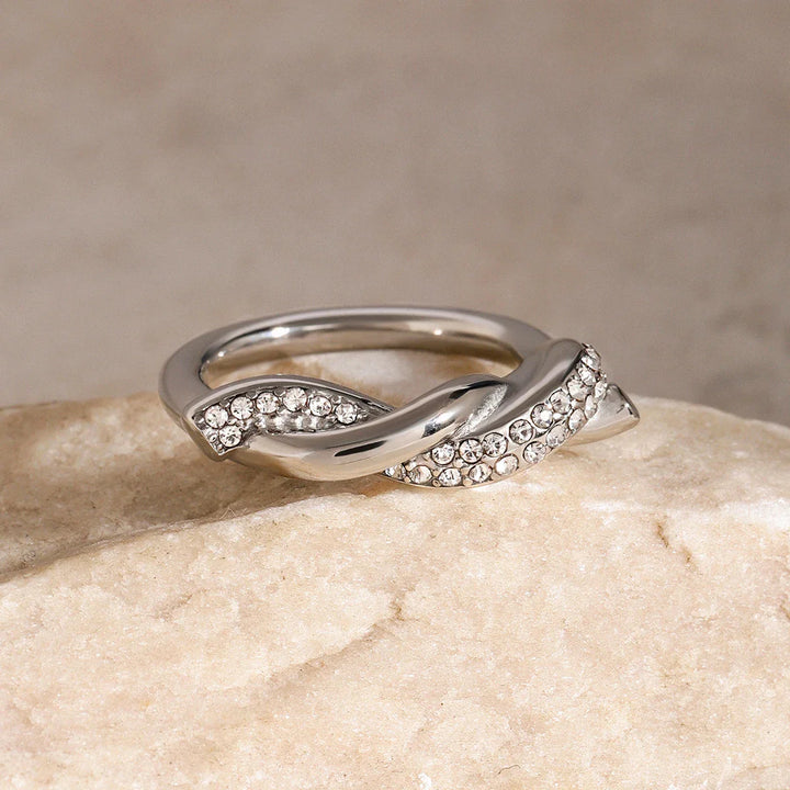 Skanto | Sammenflettet Diamant Accent Ring