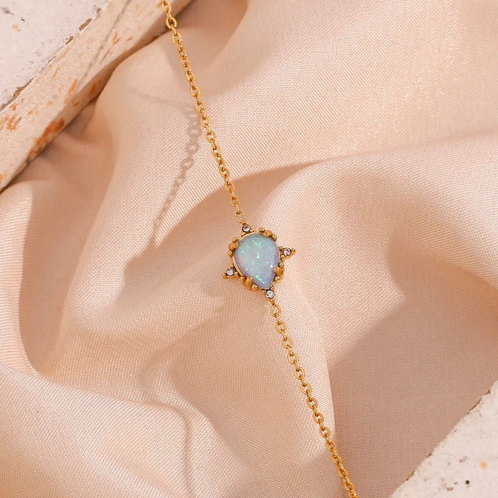 Skanto | Delikat Iriserende Opal Halskjede, Armbånd, Øredobber