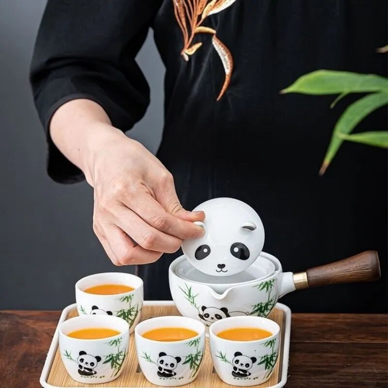 Skanto | Panda Spin Rotating Tea Set