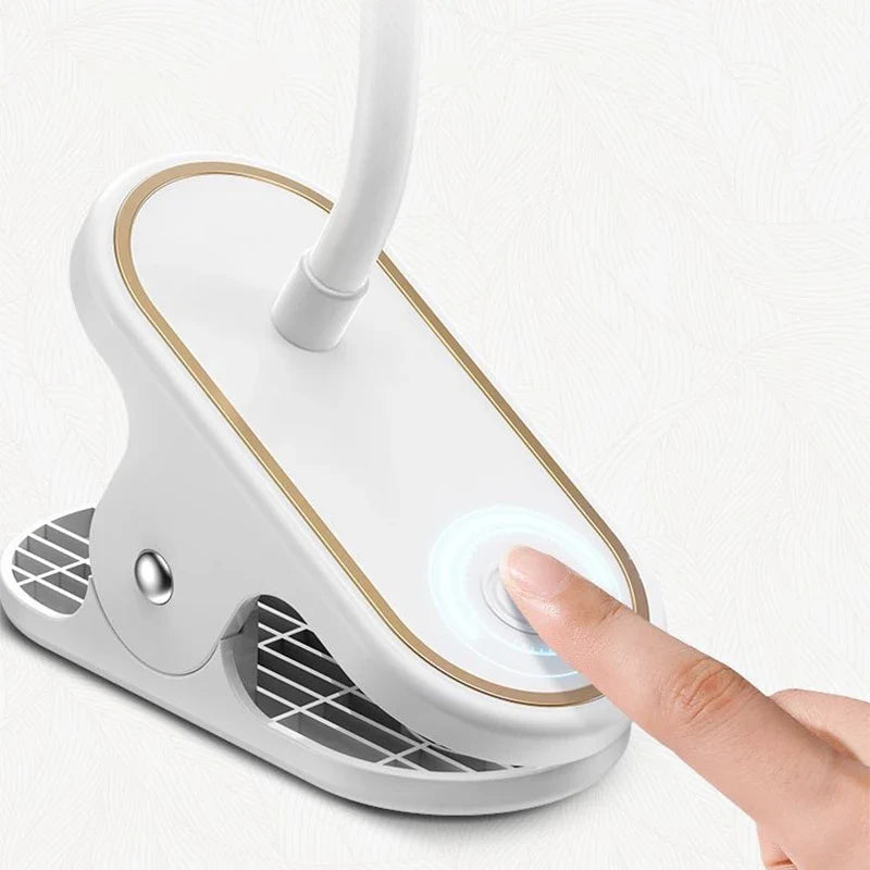 Skanto | ClipLuma LED Bordlampe | USB Oppladbar | 3 Lysstyrkenivåer | Øyevennlig | Med Klemfeste
