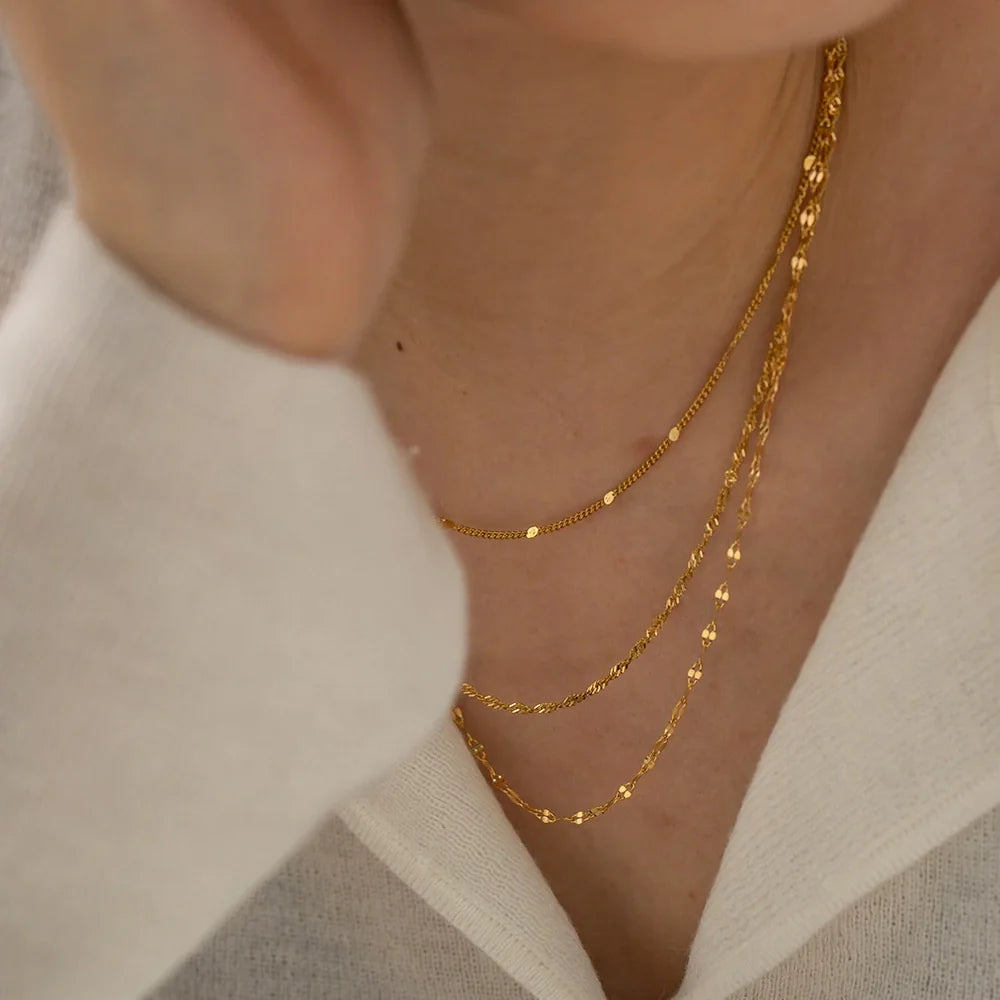 Skanto | 18k Delikat Klassisk Tre-lags Smykke Stable