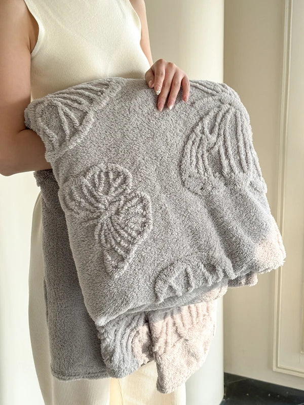 Skanto | Fleurière Fleece Teppes | 3D Sommerfugl Design | Myk & Varmer | For Seng, Sofa & Camping