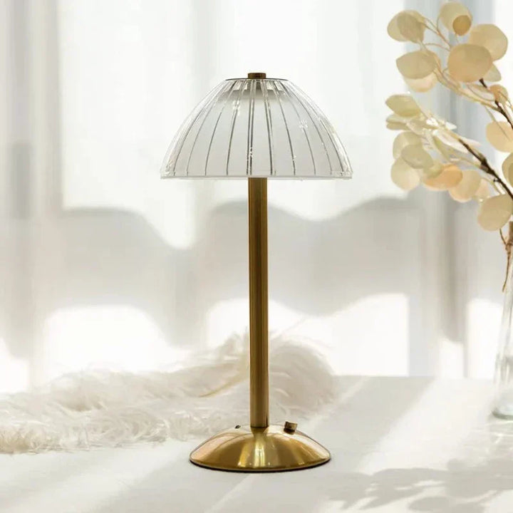 Skanto | Trådlampe med LED og tre fargemodi samt dimmefunksjon
