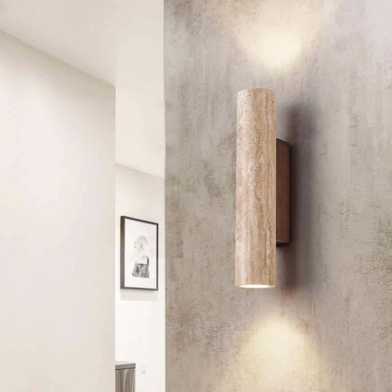 Skanto | Vegglampe med håndlaget finish i ånden av Wabi-Sabi