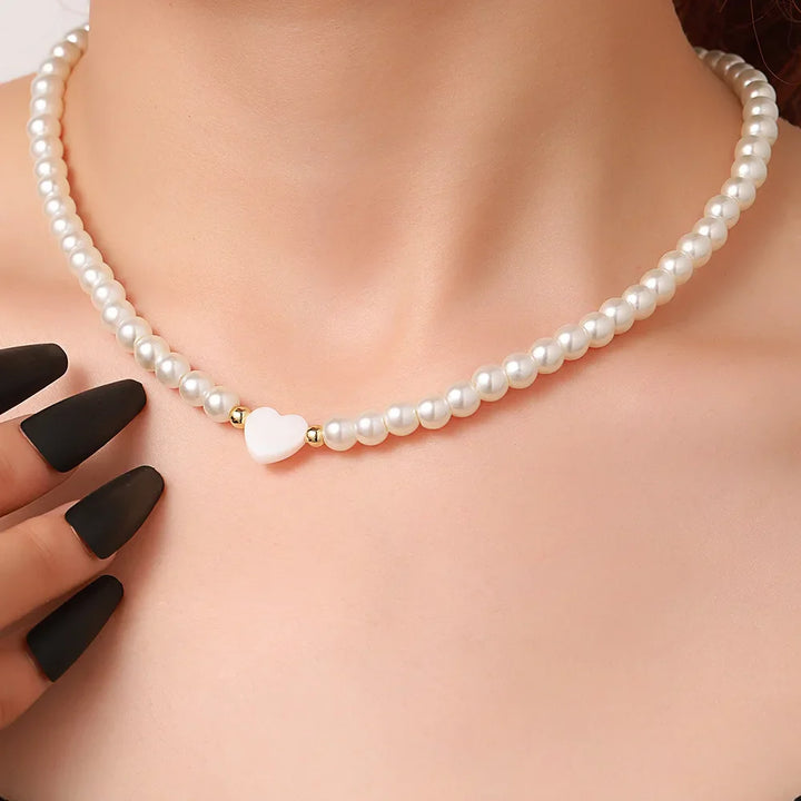 Skanto | Klassis Pearl Heart Choker Necklace