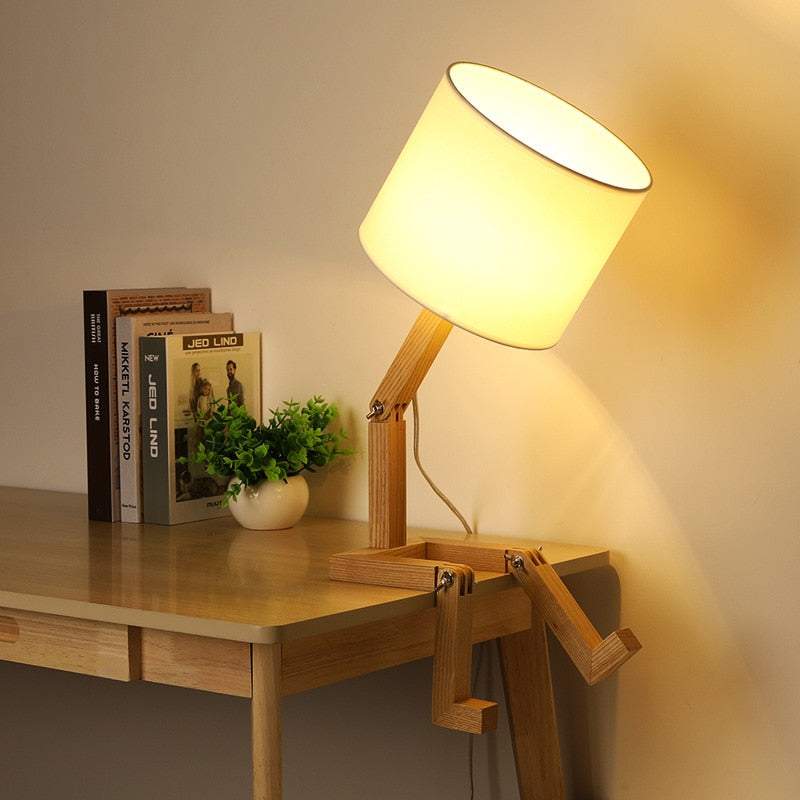 Skanto | Robot Form Tre Lyske lampe