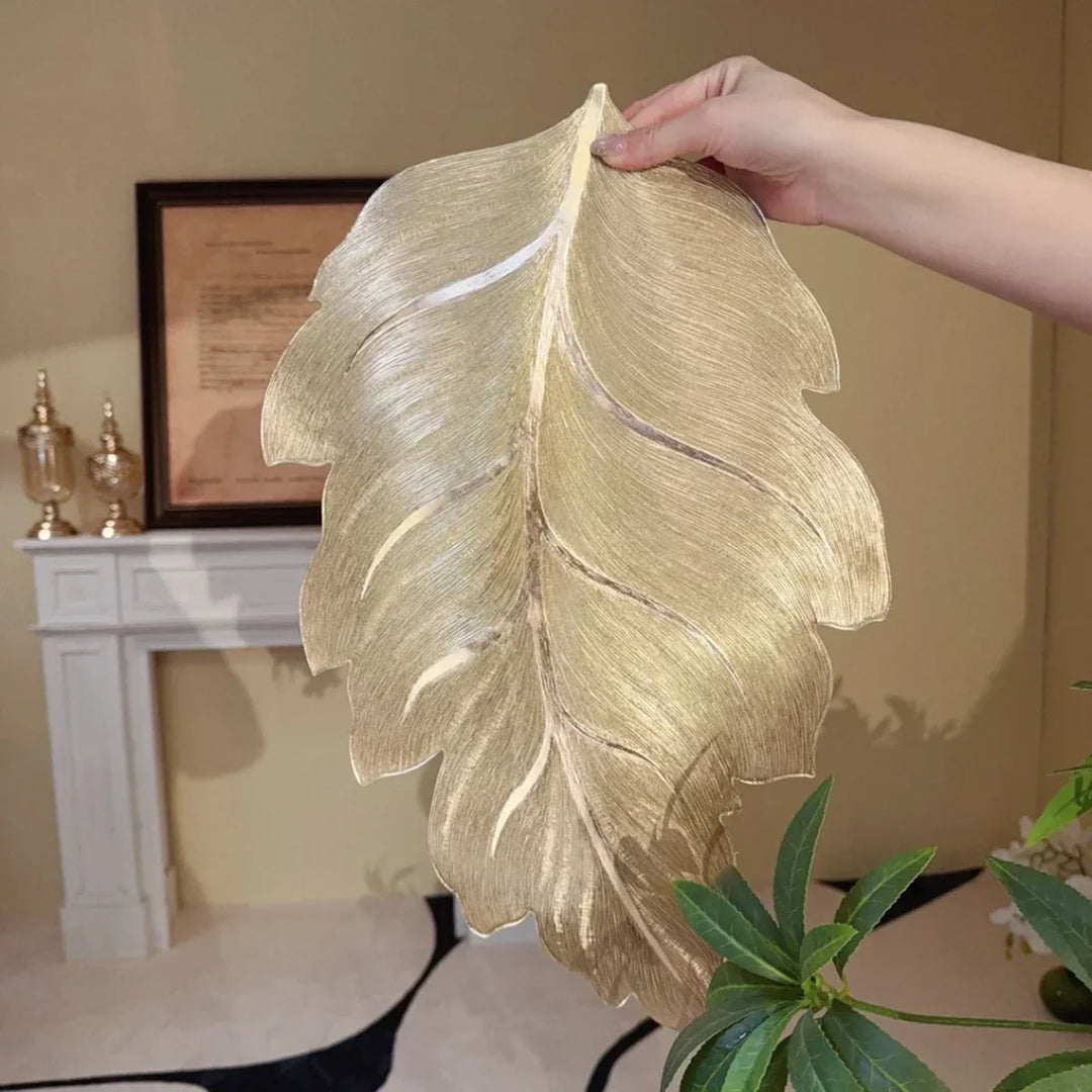 Gold Leaf Form Dekorativt Serveringsbrett | Skanto