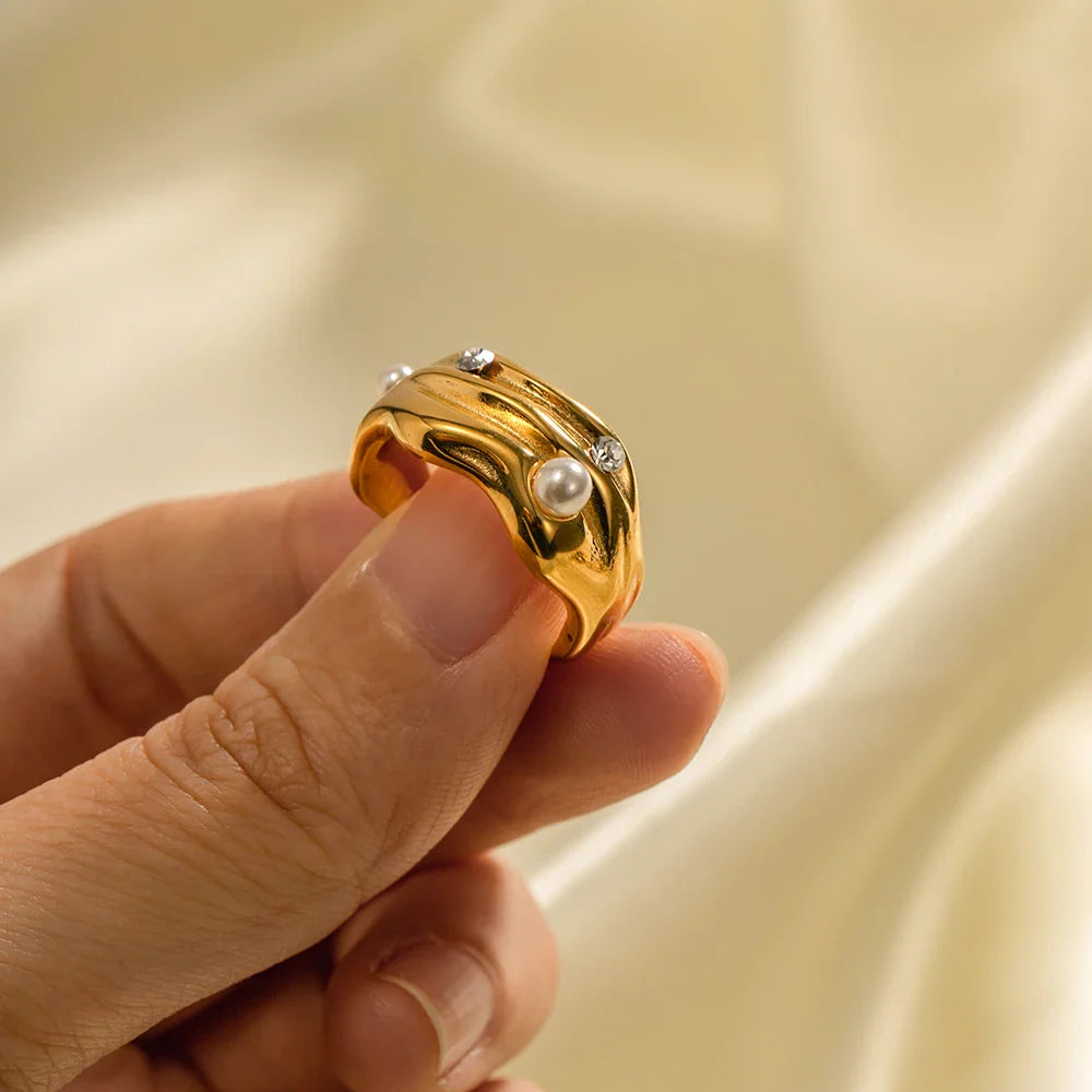 Skanto | Teksturert Perle & Diamant Akzentert Ring