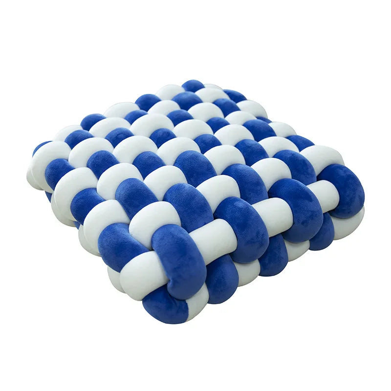 Chunky Woven Knot Cushion | Skanto