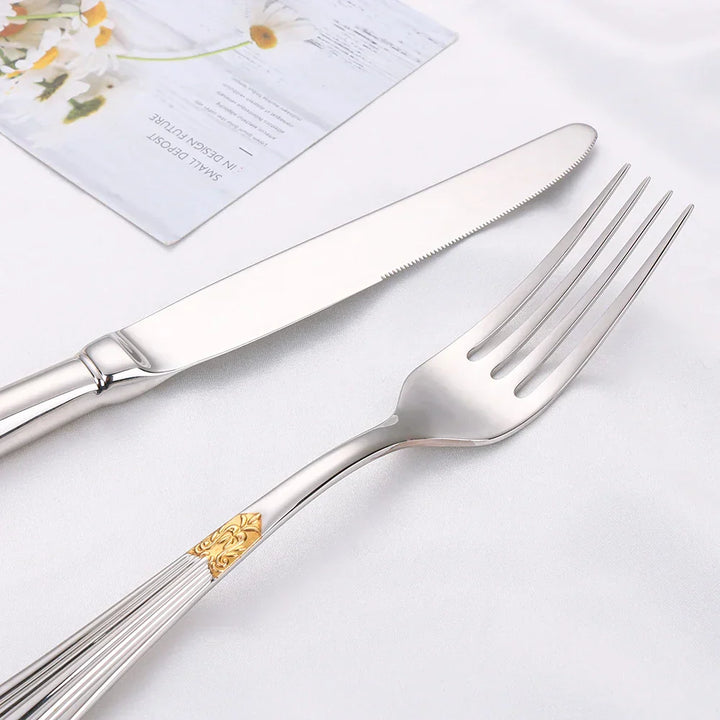 Skanto | Elegant bestikksett i gulldesign