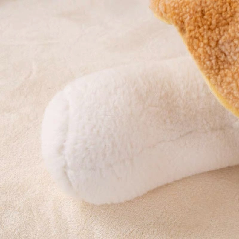 Skanto | Fluffy Mushroom Cushion
