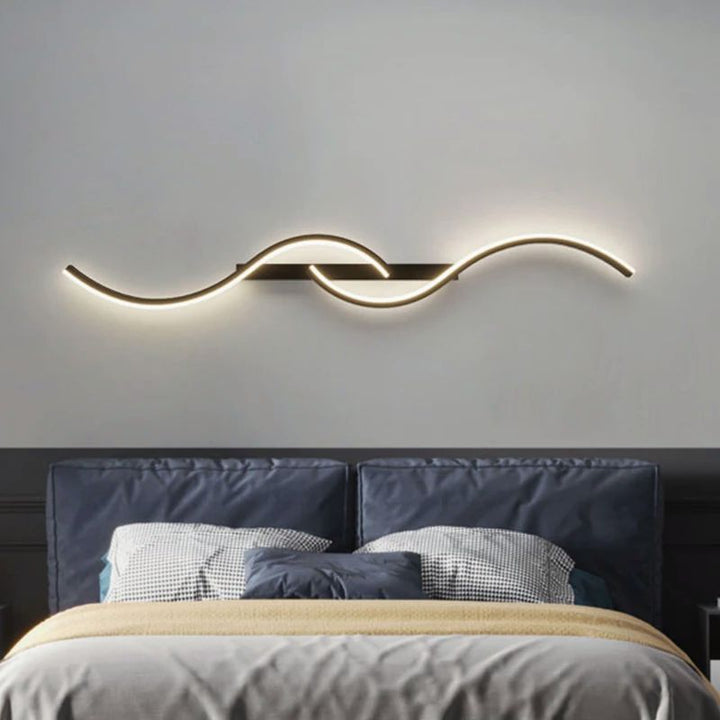Skanto | GlowCraft – Moderne LED Vegglampe med Kunstnerisk Design