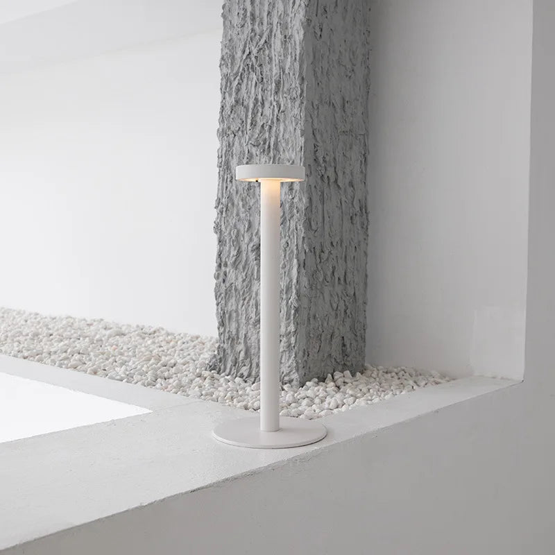 Skanto | Innovativ trådløs lampe for skapere
