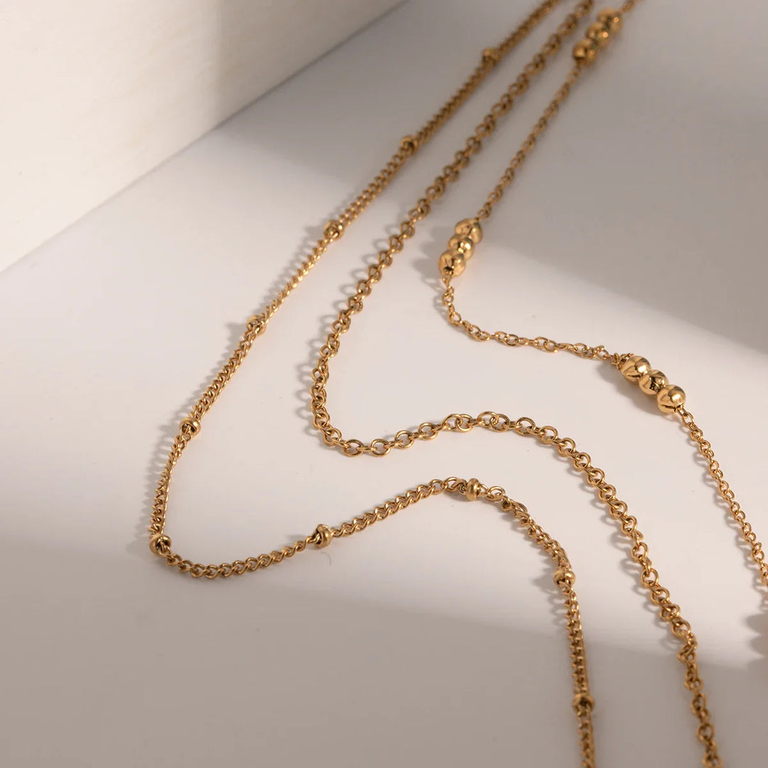 Skanto | 18k Delikat Triple Satellite Necklace Stack