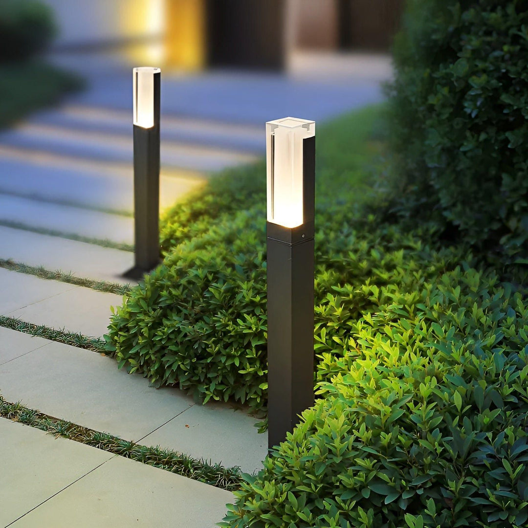 LuxeGarden Glow – Moderne LED-hagebelysning