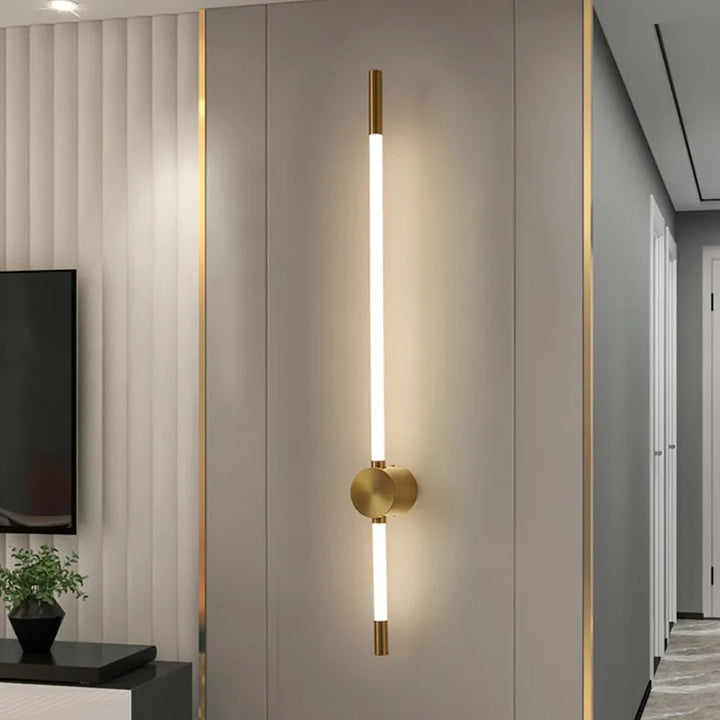 Skanto | AstraBeam – Vertikal LED Vegglampe for Moderne Interiør