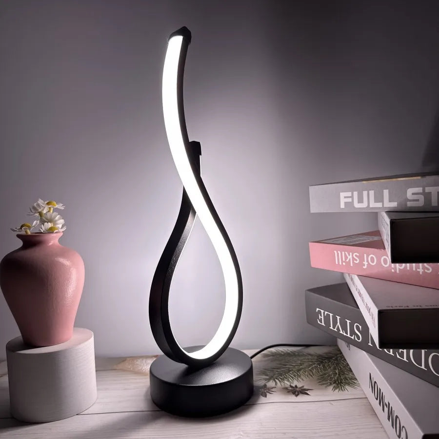Skanto | Lumoara LED Bordlampe | Dimmbar | 3 Lysfarger | Moderne Design