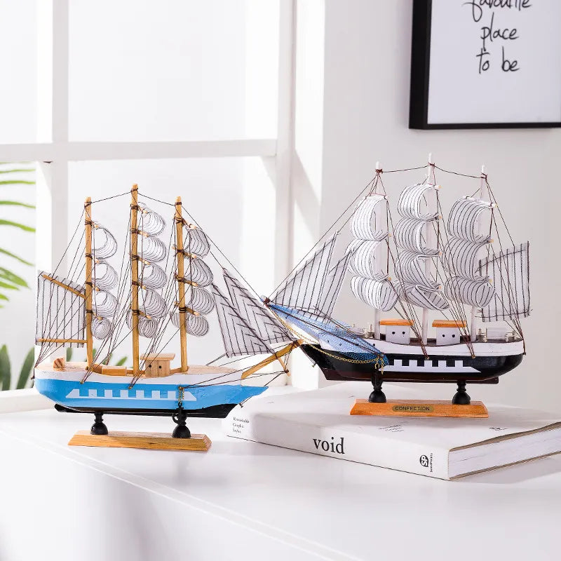 Skanto | Royaleva Nordic Wood Sailboat Sculpture - LED-belyst dekorativt stykke, batteridrevet