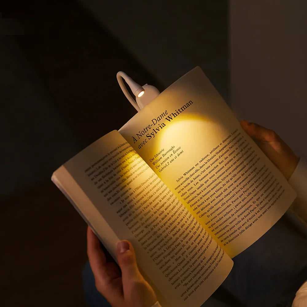 Skanto | Mini Boklys - Bærbart Klips-Lys med USB-lading, Dimmbar LED for Soverom, Øyevern og Camping - 360° Vri Klips Boklampe