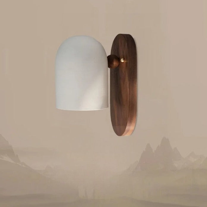 Skanto | Valnøtt Vegglampe i Wabi-Sabi Stil for Koselig Interiør