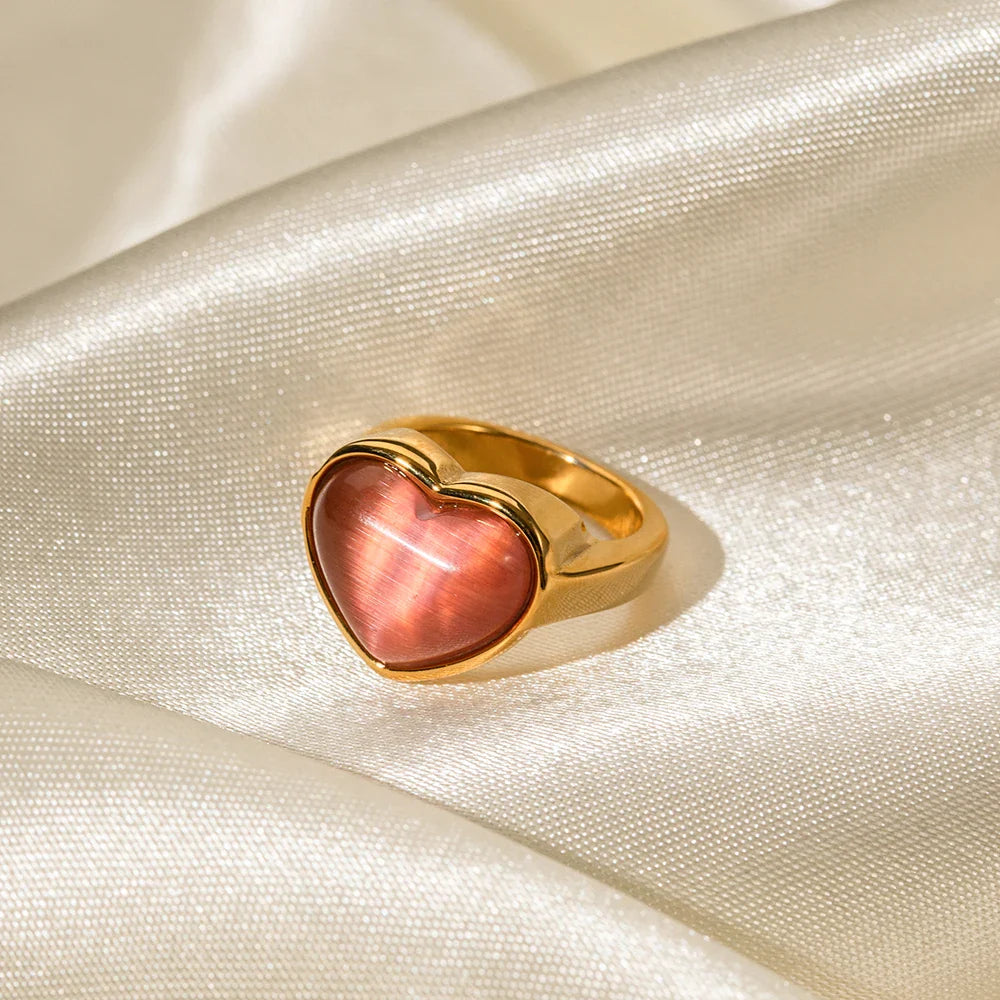 Skanto | Elegant Rosa Hjerte Stein Ring