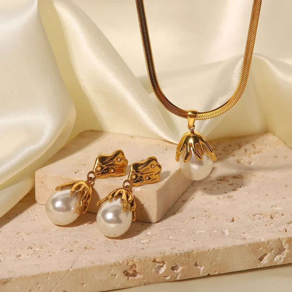 Skanto | 18k Blooming Pearl Smykke og Øredobber