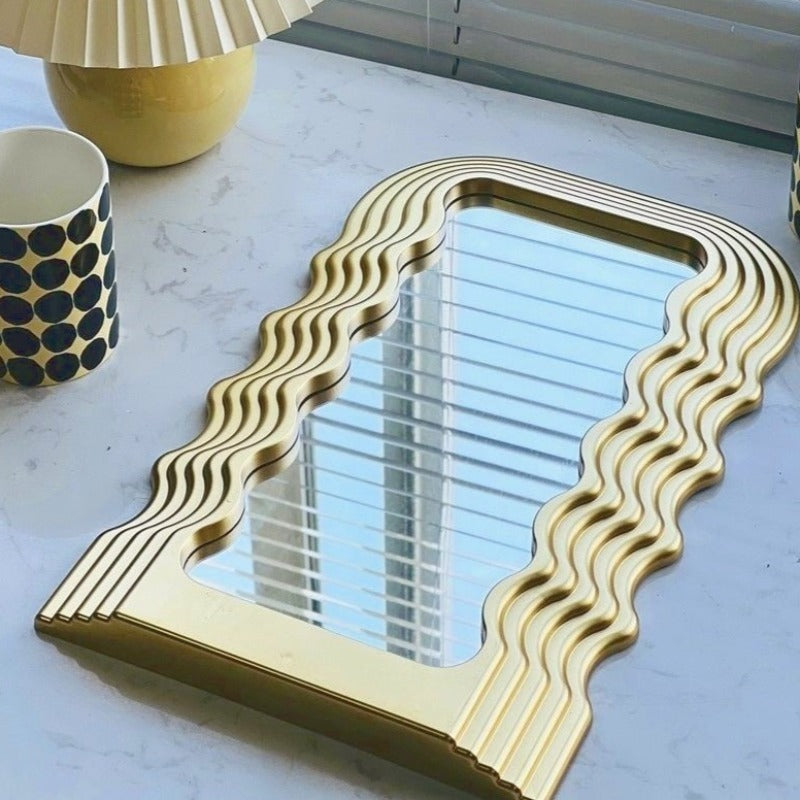 Skanto | Wave Shock Retro Speil