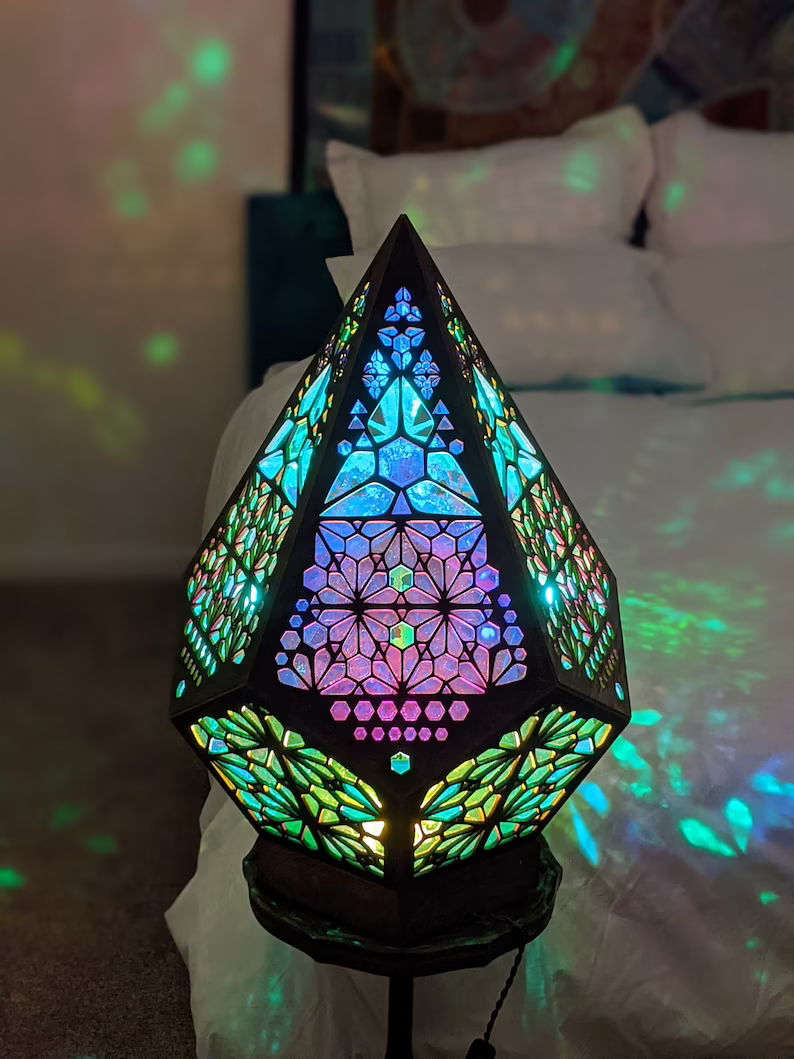 Skanto | Glass-i-Blokk Stil LED Bordlampe - LumiAura