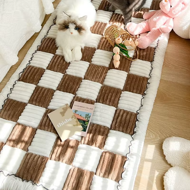 Skanto | Varm Anti-Sklisikker Vaskbar Hundeseng Matte & Sofabeskyttelse