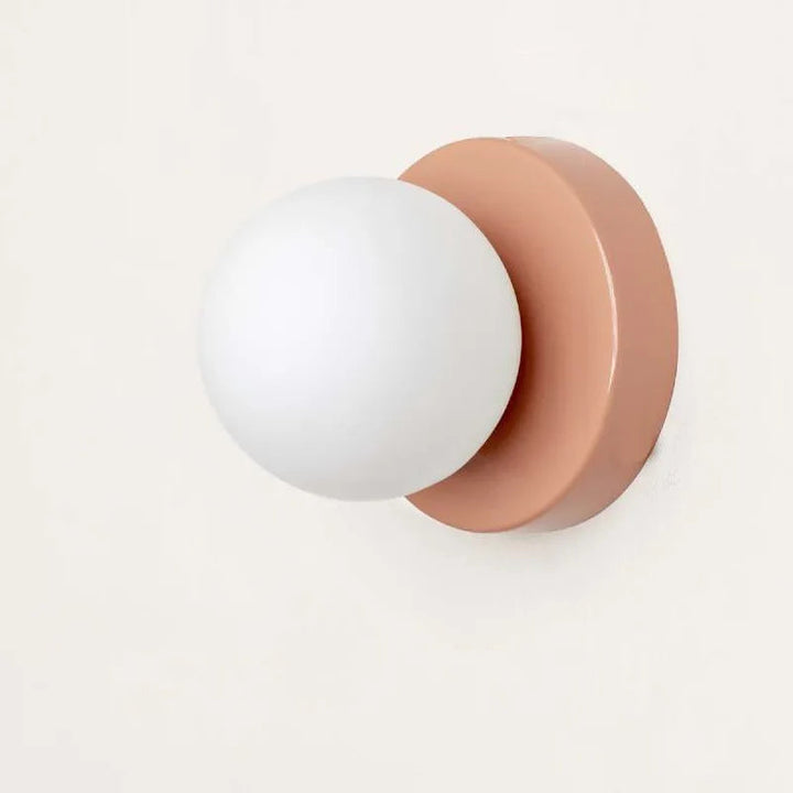 LumiGlobe - Moderne Vegglampe med Glassblokk i Mid-Century Stil Skanto