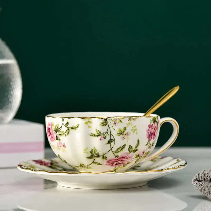 Skanto | Elegant Bone China Porcelain Coffee Cup - Luksuriøs og Unik Design