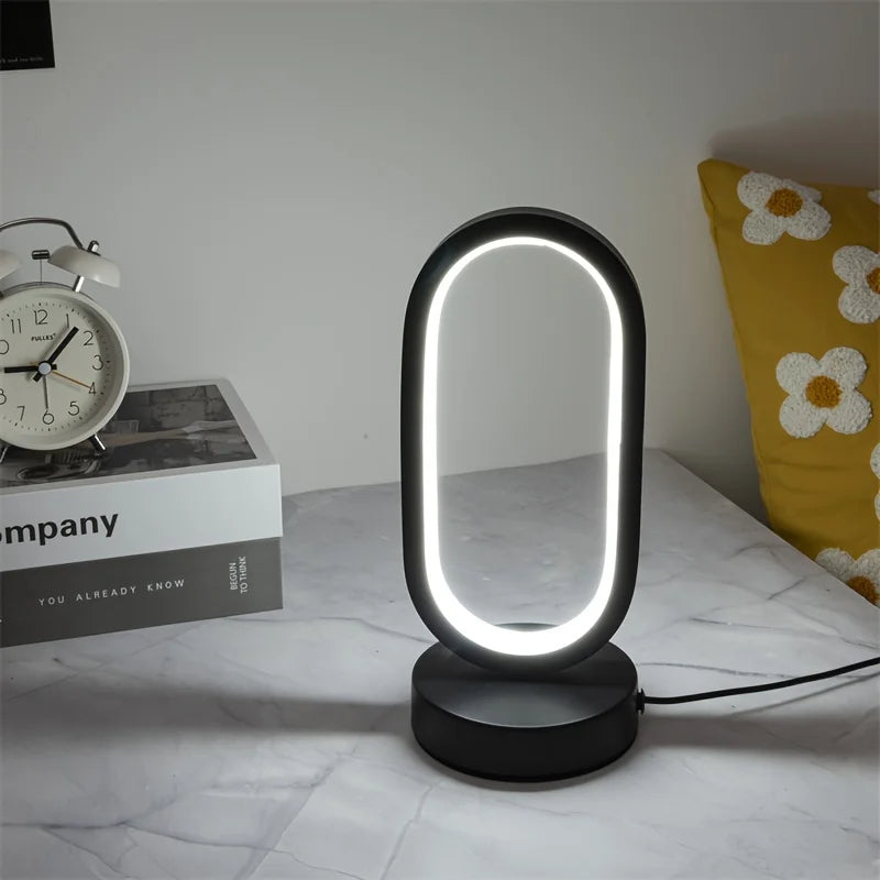 Skanto | | Moderne U-formet LED bordlampe