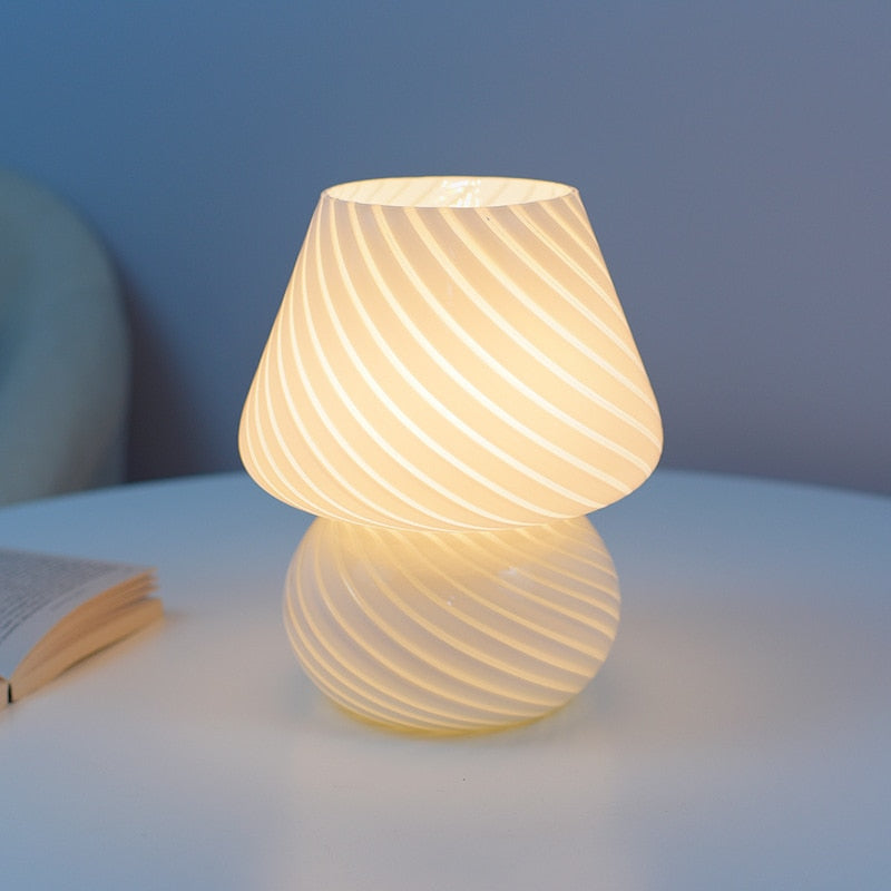 Skanto | LED Skrivebordslampe i Soppshape laget av Glass