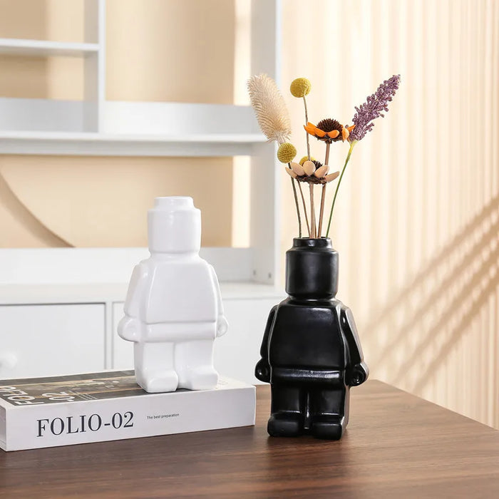Skanto | Innovativ Robot Vase - Unik Blikkfanger for Hjemmedekorasjon