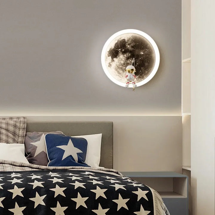 Skanto | Astronaut på månen Vegglampe