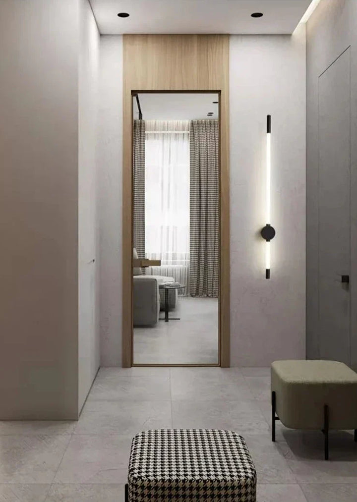 Skanto | AstraBeam – Vertikal LED Vegglampe for Moderne Interiør