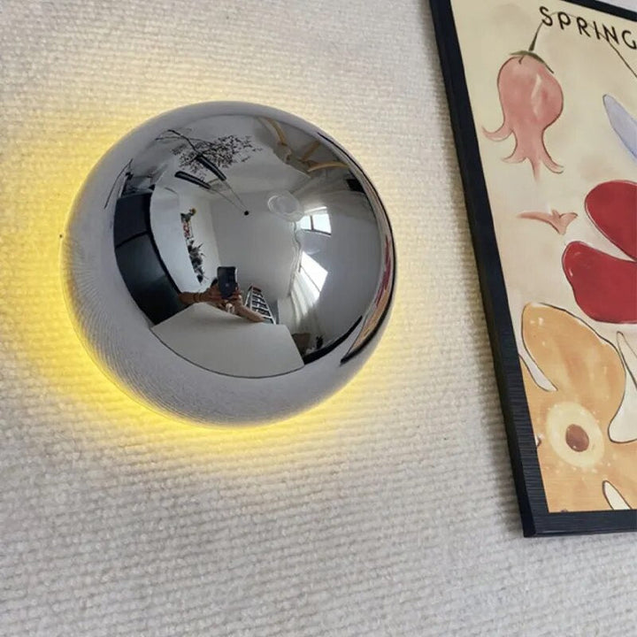 Skanto | AuroraLume – Nordisk Vegglampe i Aluminium og Akryl