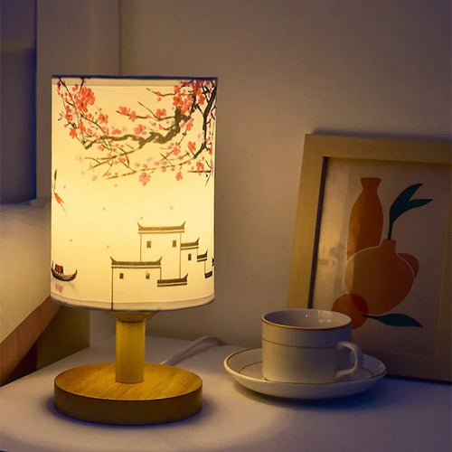 Skanto | LiánHua LED Bordlampe Plomblomst | Dimbar | Stoffske i kinesisk stil | Varm hvit lys | EU-plugg