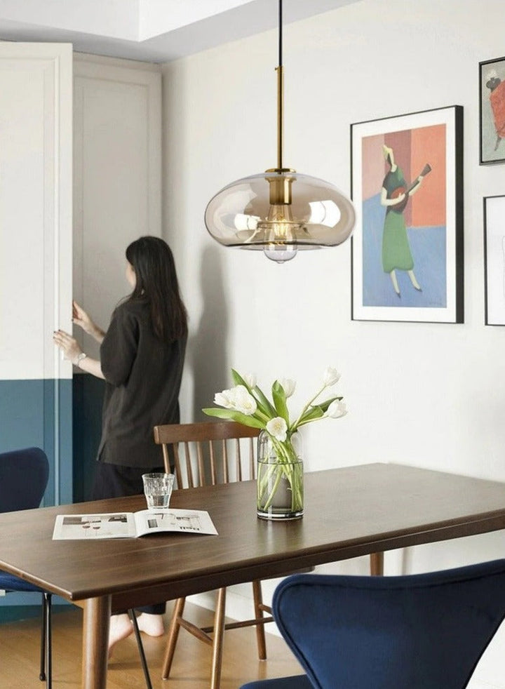 Moderne hengelamper i glass
