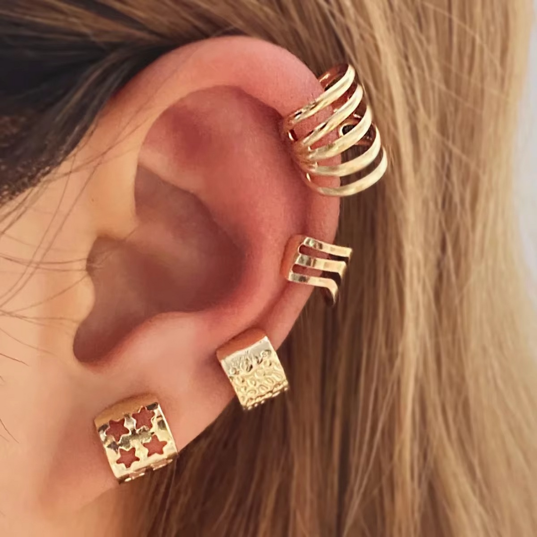 Skanto | Elegant Gold Leaf Clip-On Øreklips Sett for Kvinner