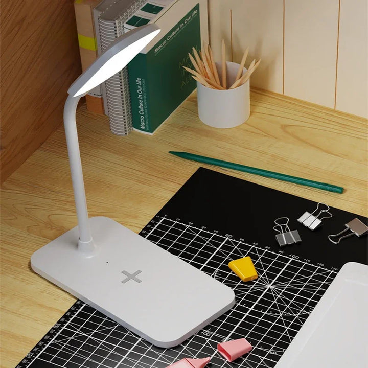 Skanto | Velura LightDock LED Skrivebordslampe | Med Trådløs Lader & USB Port | Berøringsdimming & Øyenvennlig | Moderne