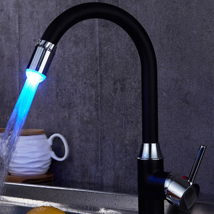 Fargerik Kran LED - AquaGlow | Skanto