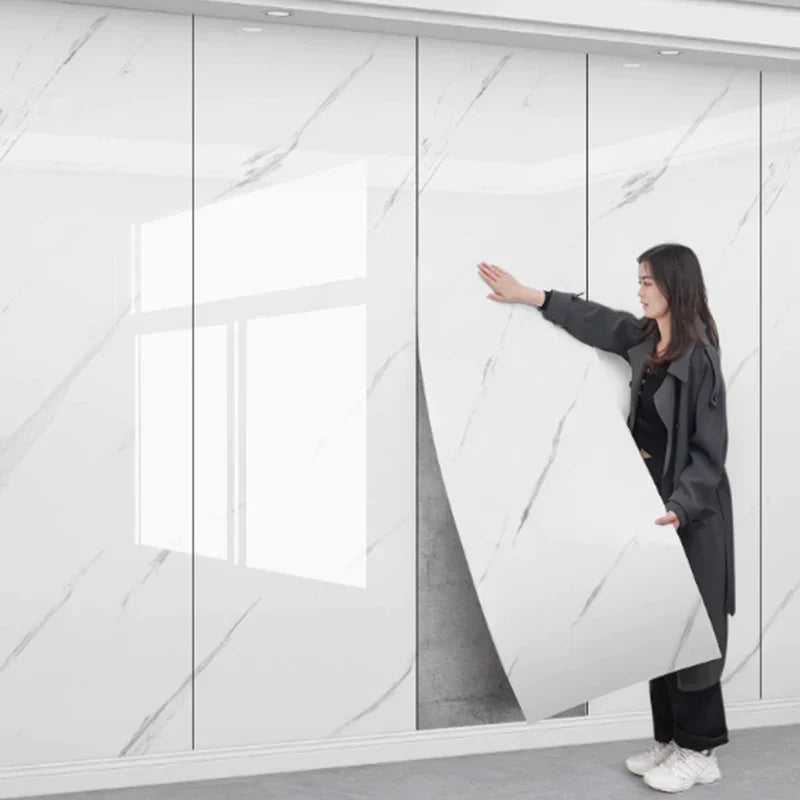 MarbleDream – Luksuriøs Selvklebende Marmor Tapet med Skumtekstur Skanto