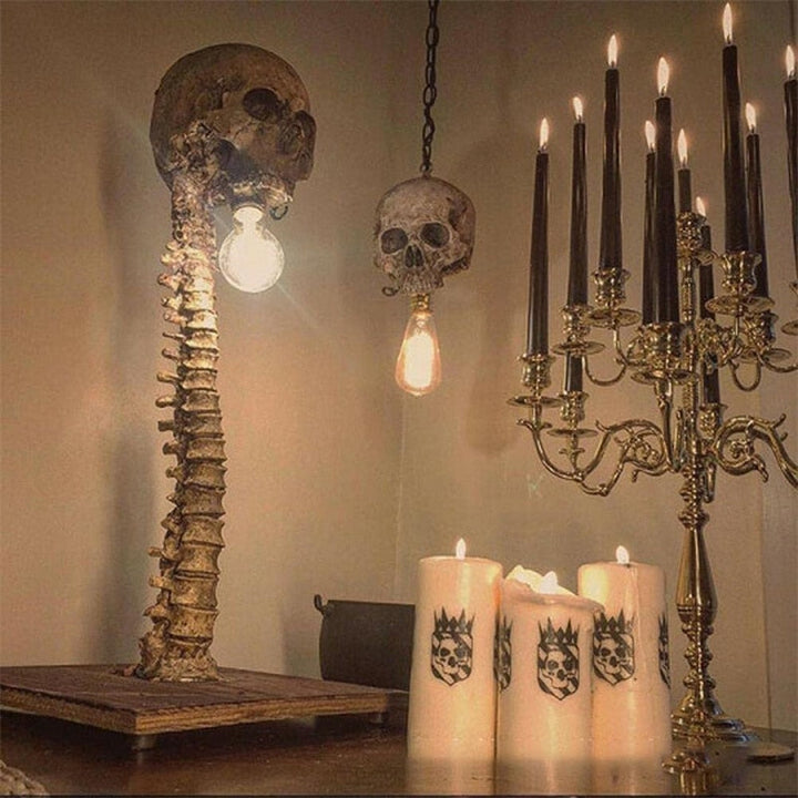 Skanto | Horror Skull med Spine Lampe