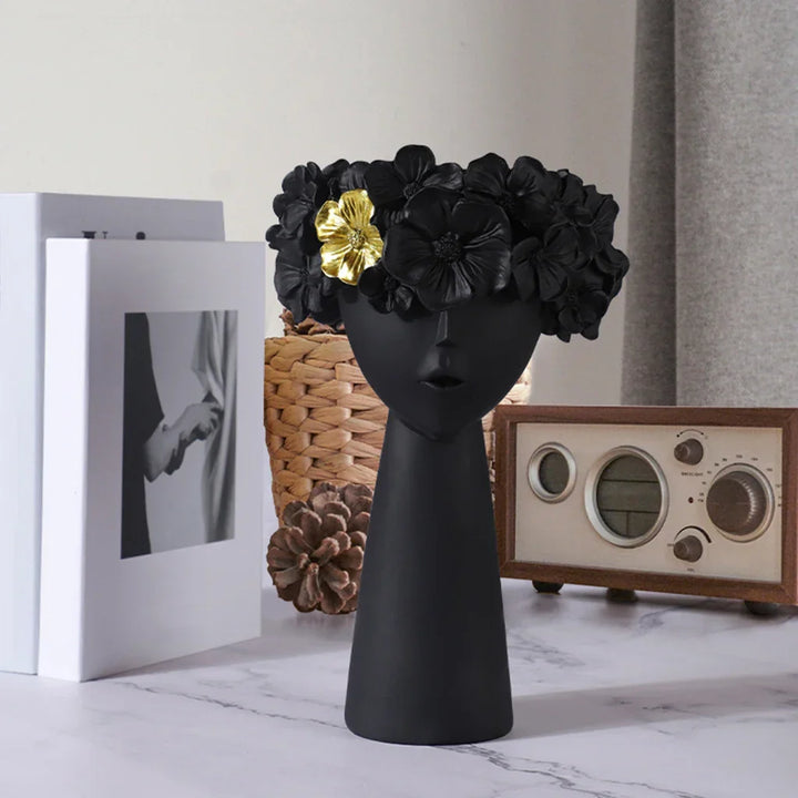 Skanto | Nordisk Jente Hode Blomst Harpiks Vase Statue Blomst Blomster Vaser for Kontor Skrivbord Tørkede Blomster Ornamenter Dekor Beholder